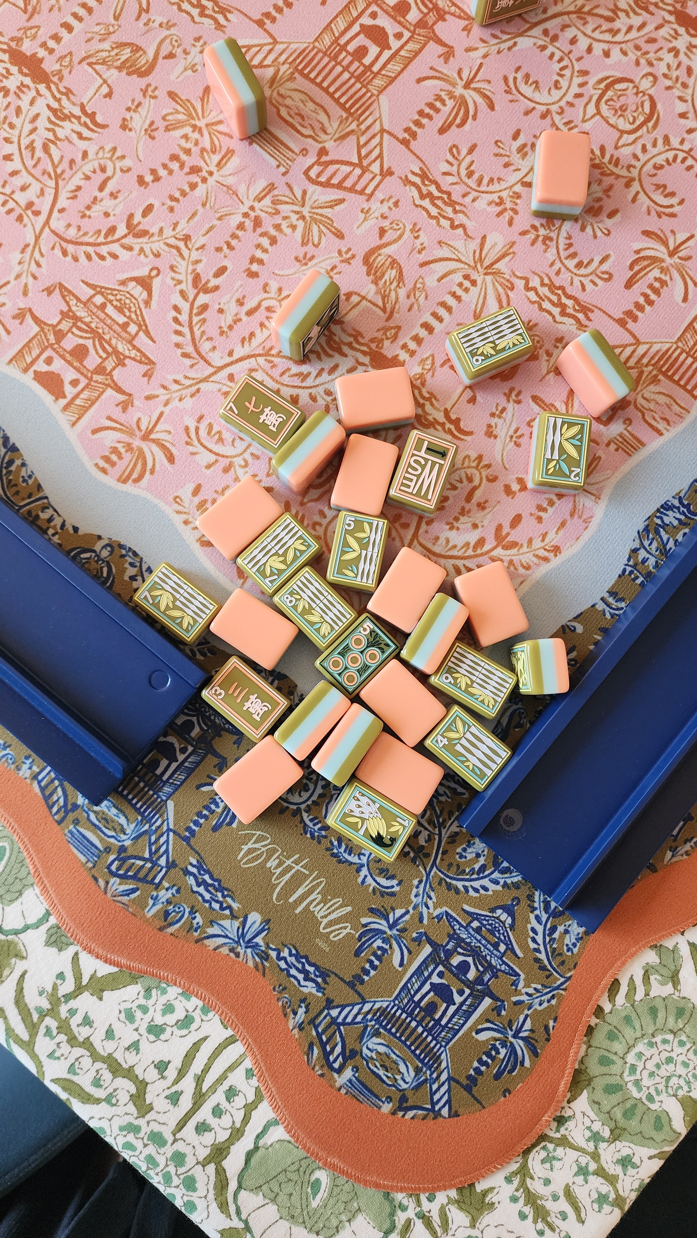 Soirée Scalloped-Edge Mahjong Mat (Non-Neoprene)