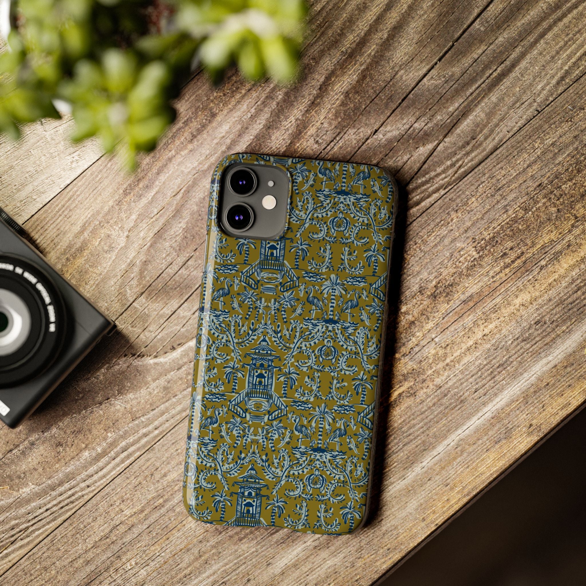 Soirée Slim Phone Case