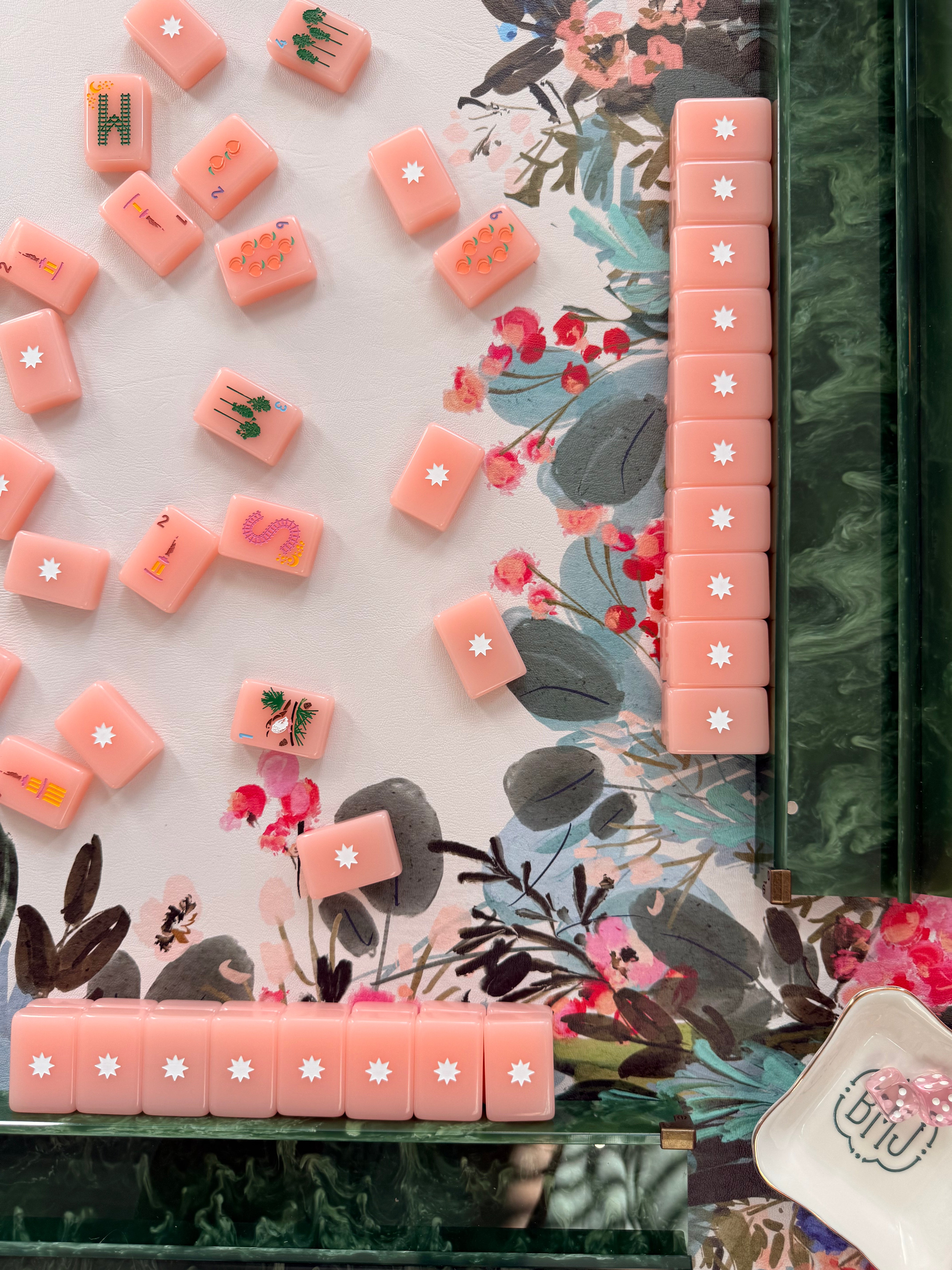 Winter Berry Leatherette Mahjong Mat