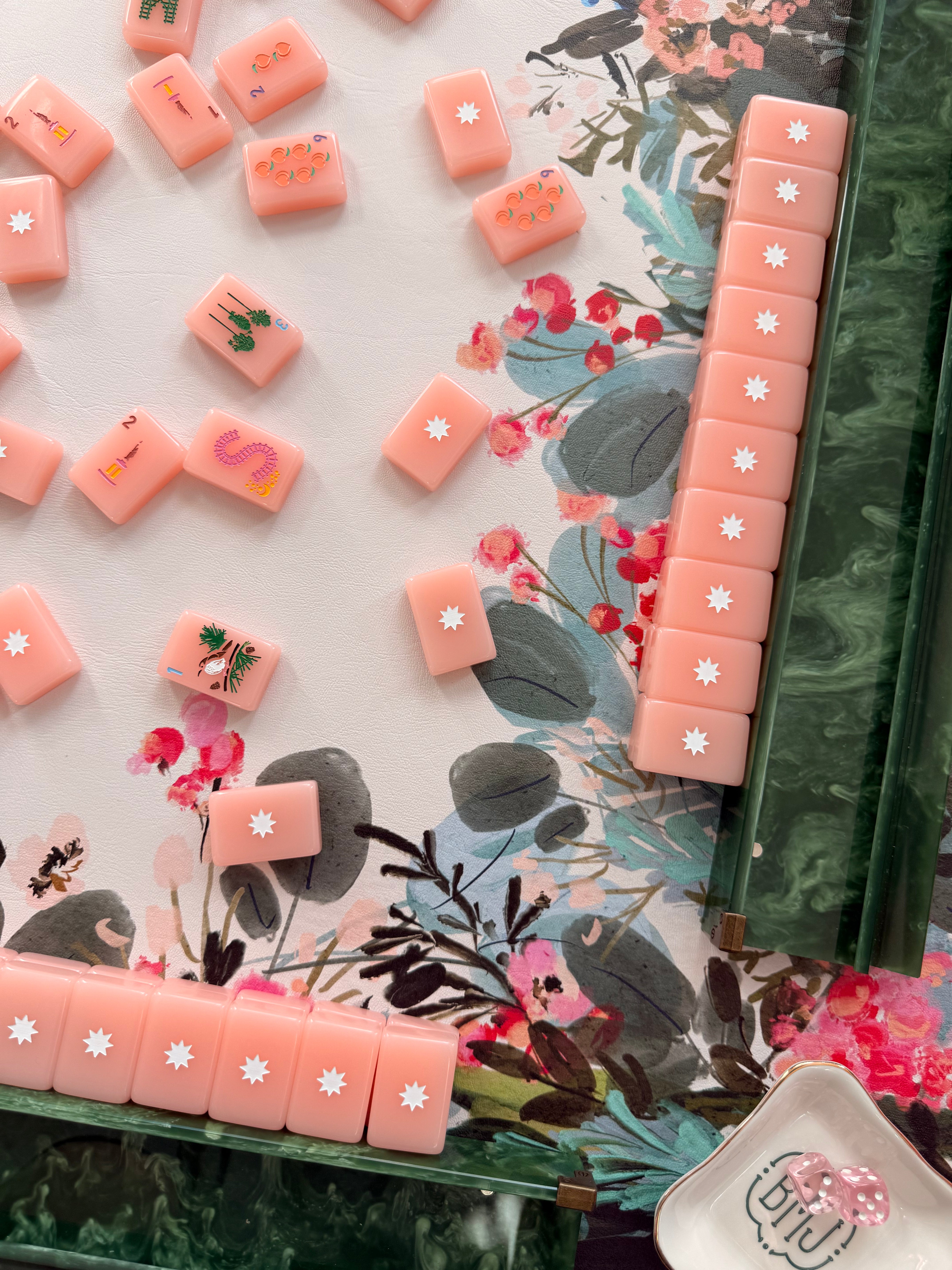 Winter Berry Leatherette Mahjong Mat