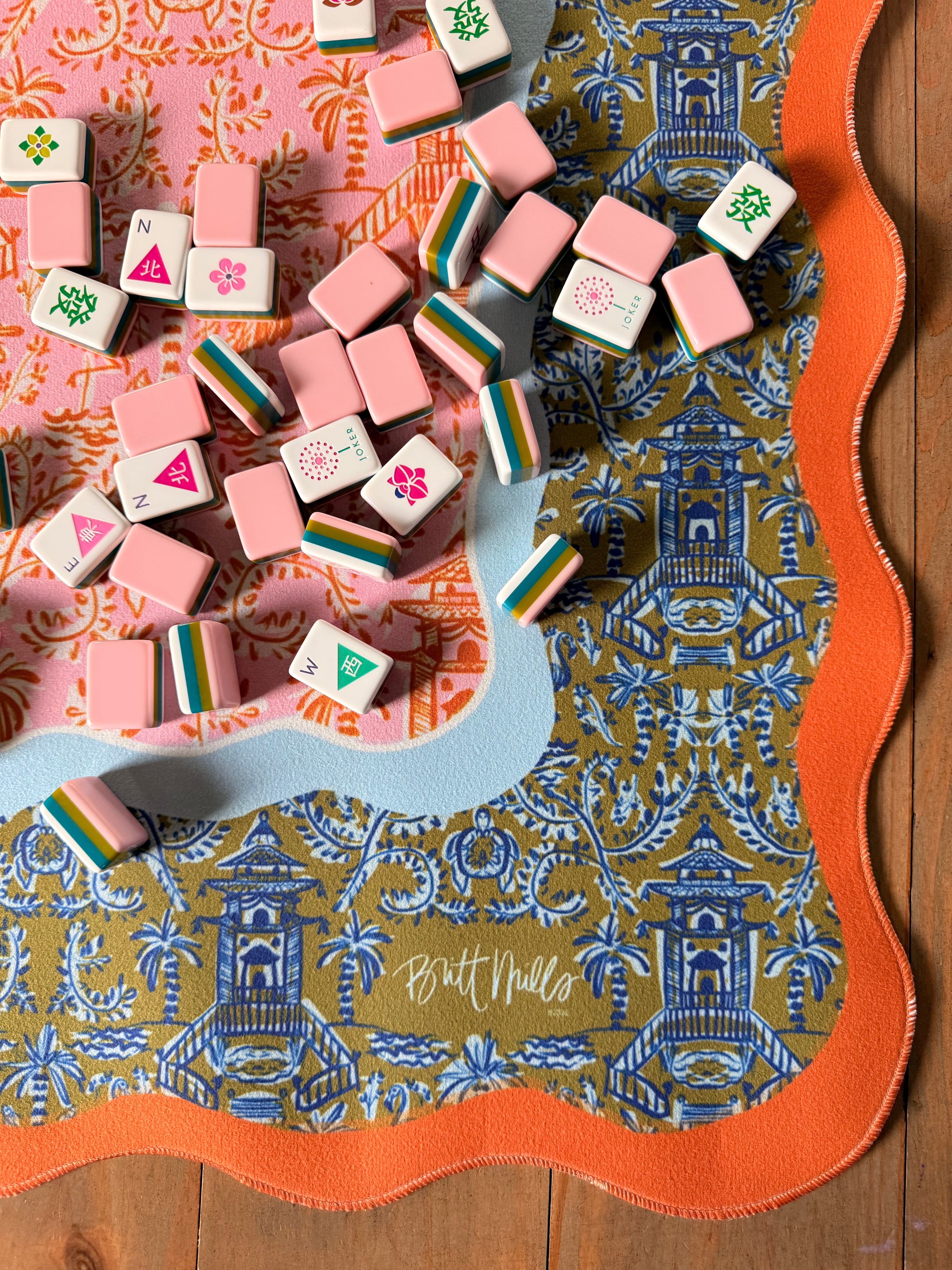Soirée Scalloped-Edge Mahjong Mat (Non-Neoprene)