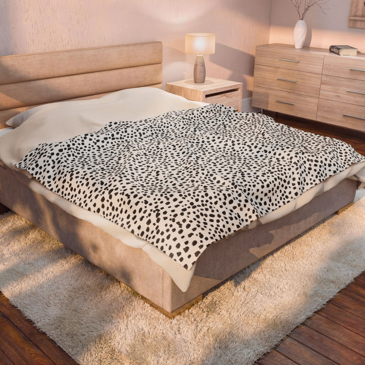Bella II Velveteen Throw Blanket