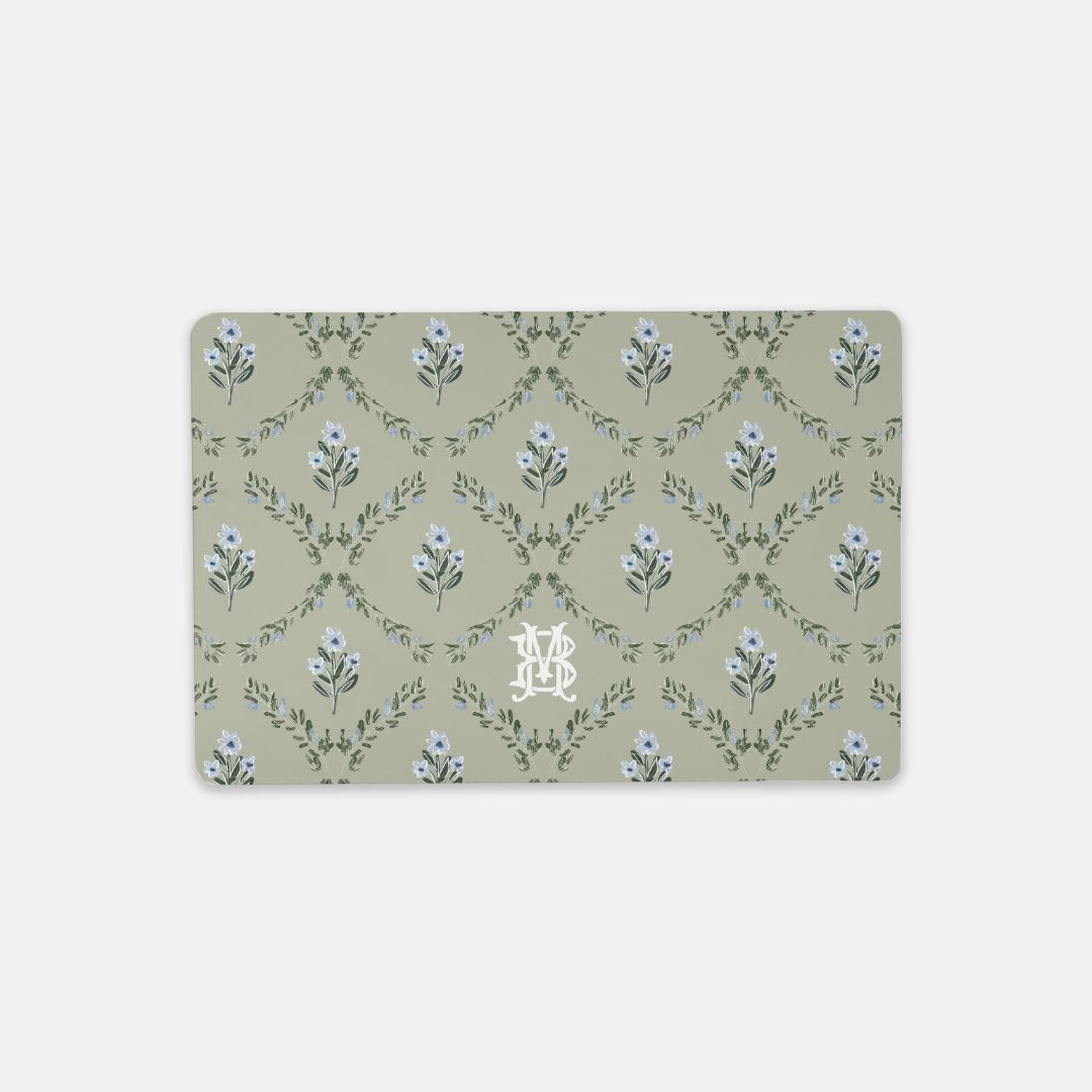 Zera Bloom Monogrammed Desk Mat – Small (18″ x 12″)