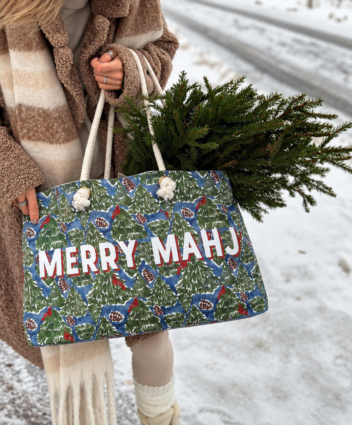 Merry Mahj Holiday Mahjong Bag in Merrywood