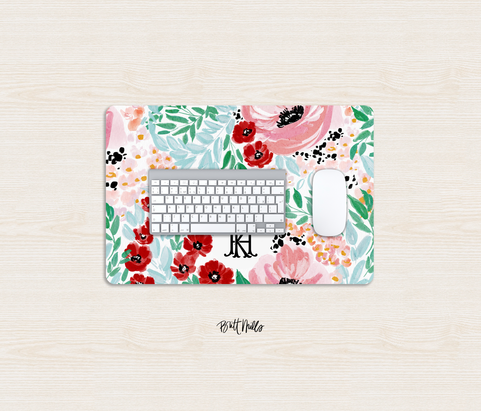 Colette Monogrammed Desk Mat – Small (18″ x 12″)